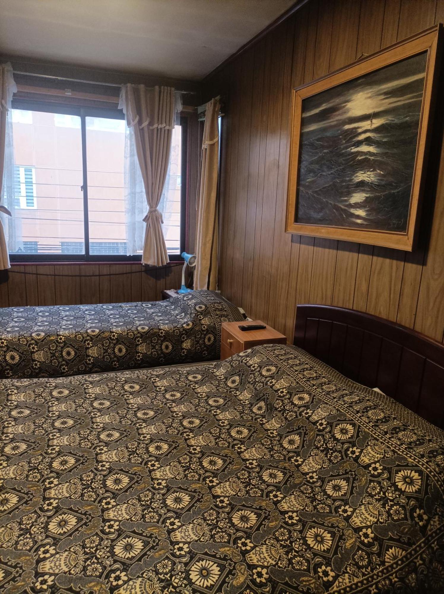 Alojamiento Familiar Rey Bed & Breakfast Punta Arenas Exterior photo